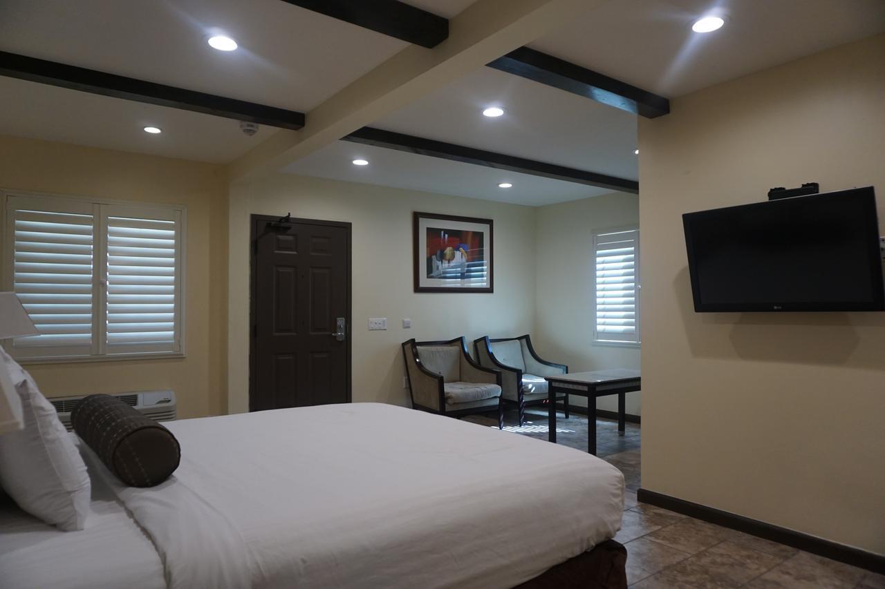 Tuscan Garden Inn Los Angeles Exterior photo