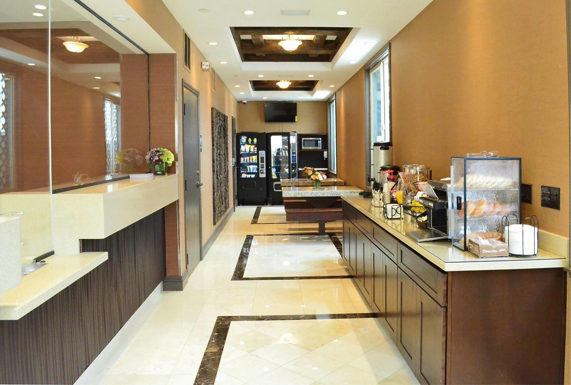 Tuscan Garden Inn Los Angeles Exterior photo
